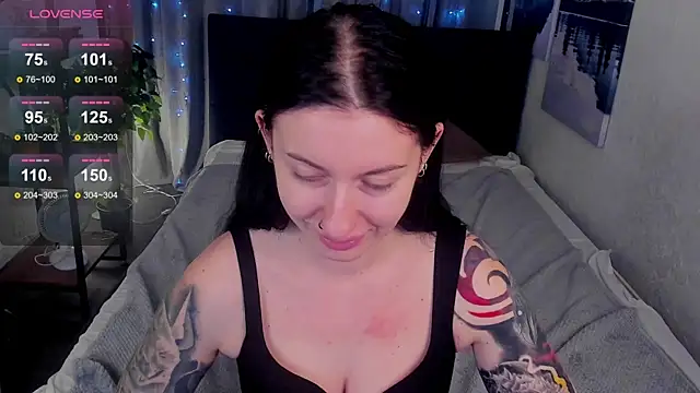 Lilit Palmer online show from 28, 10, 2025