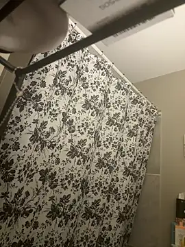 SilverSeductress online show from 5, 3, 2026