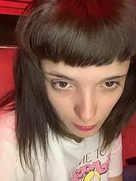 Snapshot of xlucifer13 chatting on 5, 11, 2025 xlucifer13 online show from 5, 11, 2025