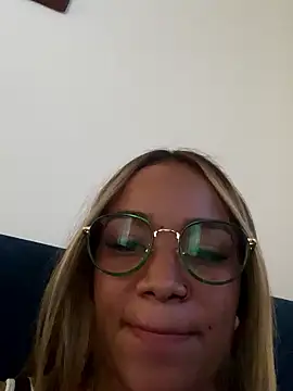 AriVelvet online show from 15, 1, 2026