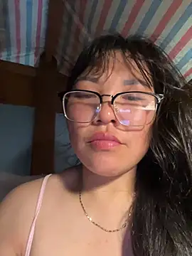 heodat-sexx online show from 17, 5, 2026