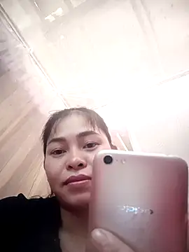 Bamboo-niee123 online show from 28, 10, 2025