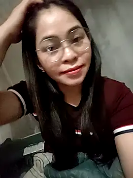 Snapshot of Bamboo-niee123 chatting on 14, 4, 2026 Bamboo-niee123 online show from 14, 4, 2026