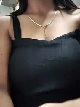 Snapshot of NIVIKA_25 chatting on 2, 11, 2025 NIVIKA 25 online show from 2, 11, 2025