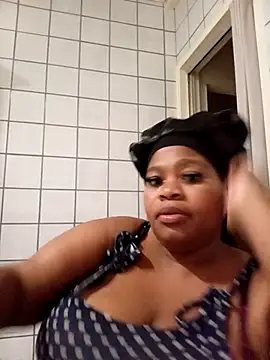 ThickLeeyanaXX online show from 19, 12, 2025