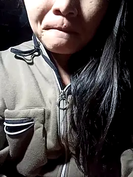 yoyo-mi online show from 1, 11, 2025