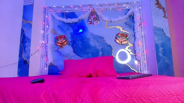 Girls from medellin online show from 2, 12, 2025