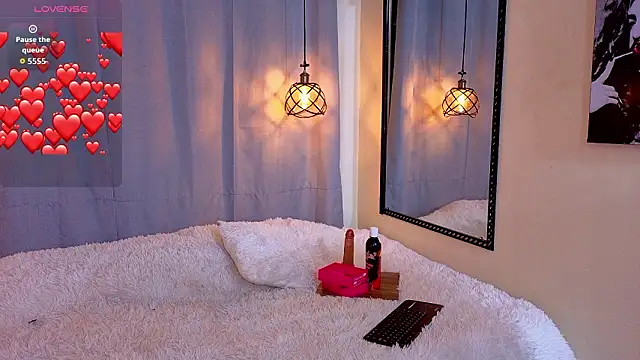 Flor Gil online show from 18, 2, 2026