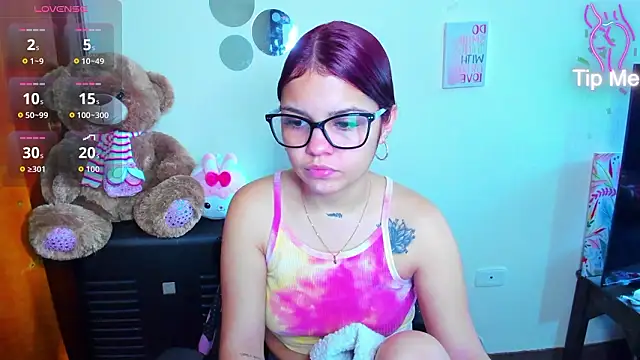 Emma boo online show from 29, 3, 2026