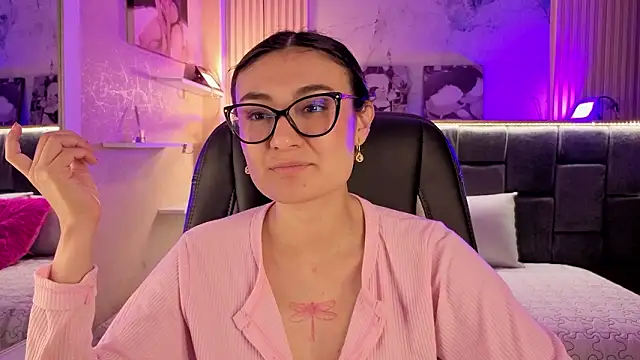 Im-Lola online show from 18, 3, 2026