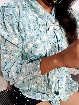 Snapshot of Manisha_is-Live chatting on 1, 11, 2025 Manisha is-Live online show from 1, 11, 2025