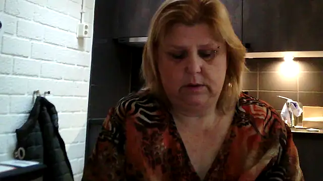 Sylviastar46 online show from 11, 3, 2026