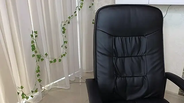 Ulyanix online show from 11, 3, 2026