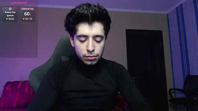 Yofukashii online show from 15, 12, 2025