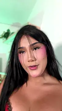 Snapshot of Vale_prado chatting on 8, 7, 2026 Vale prado online show from 8, 7, 2026