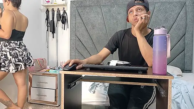 Snapshot of DamianandEva chatting on 5, 2, 2026 DamianandEva online show from 5, 2, 2026