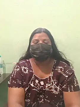 Snapshot of tamil_Nithya_J chatting on 5, 8, 2026 tamil Nithya J online show from 5, 8, 2026
