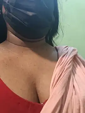 Snapshot of tamil_Nithya_J chatting on 6, 8, 2026 tamil Nithya J online show from 6, 8, 2026