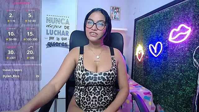 valeria martinez19 online show from 18, 11, 2025