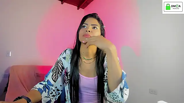 Snapshot of IamKellyred chatting on 13, 11, 2025 IamKellyred online show from 13, 11, 2025