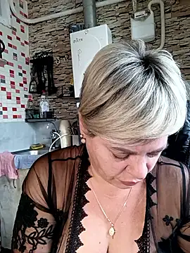 Snapshot of MilkySky chatting on 19, 3, 2026 MilkySky online show from 19, 3, 2026