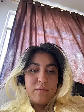 Elina Hills online show from 15, 5, 2026