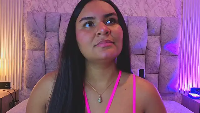 amarahanks1 online show from 14, 11, 2025