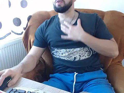 strongcoffee10 online show from 5, 11, 2025