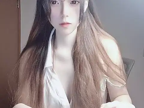 Snapshot of JuliaNoir chatting on 31, 10, 2025 JuliaNoir online show from 31, 10, 2025