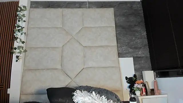 Liia Leens online show from 19, 2, 2026