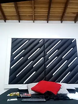 Samaraa Lee online show from 15, 12, 2025