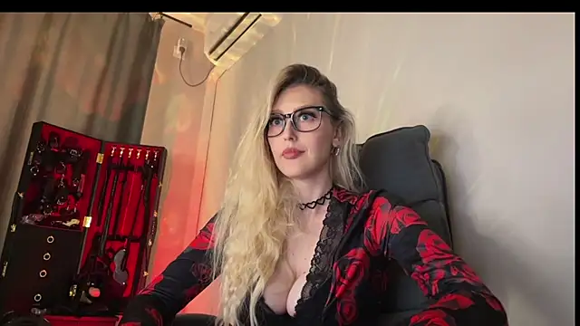 Liya Liss online show from 14, 4, 2026