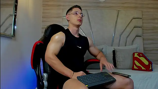 Snapshot of MAXTHOMSON chatting on 17, 1, 2026 MAXTHOMSON online show from 17, 1, 2026