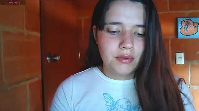 Snapshot of Charlotte_Allen_ chatting on 6, 11, 2025 Charlotte Allen online show from 6, 11, 2025