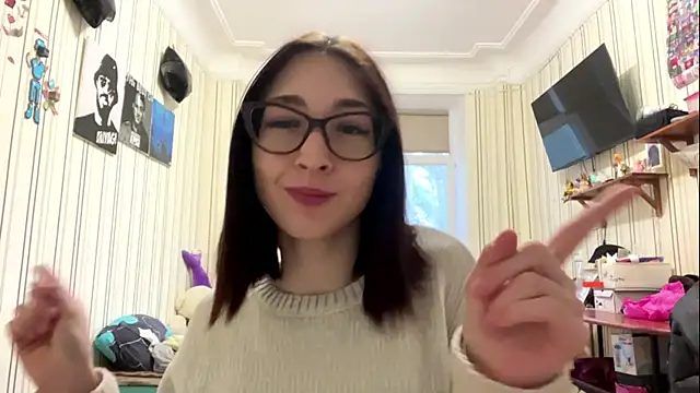 Snapshot of CharitaTafel chatting on 1, 11, 2025 CharitaTafel online show from 1, 11, 2025