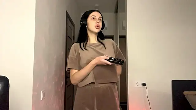 EliseBonser online show from 3, 11, 2025