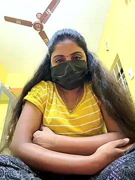 Tamil Hot Varshu online show from 19, 12, 2025