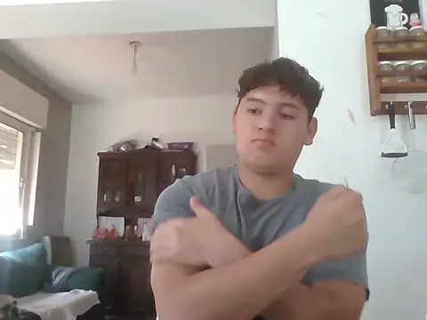 Myboy0020 online show from 17, 11, 2025