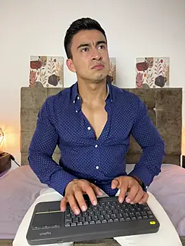 Chris Clarck online show from 13, 1, 2026