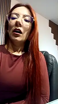 desk desire online show from 5, 1, 2026