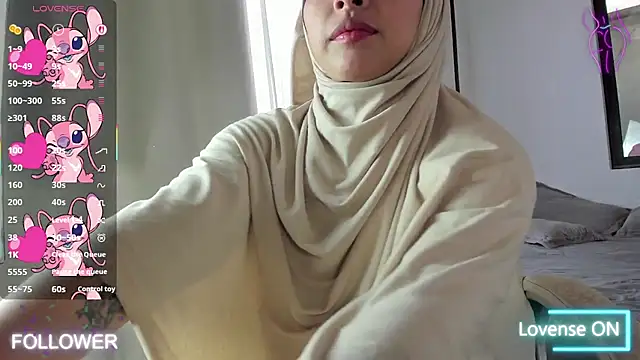 Snapshot of Melek_Seraya chatting on 17, 11, 2025 Melek Seraya online show from 17, 11, 2025