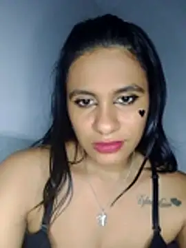 Snapshot of Malaya_Sur chatting on 1, 11, 2025 Malaya Sur online show from 1, 11, 2025