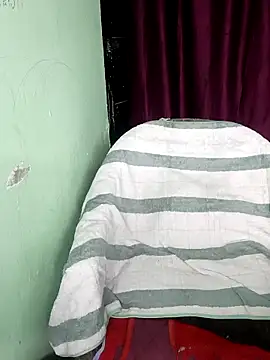 Snapshot of Hey_shiviii chatting on 19, 2, 2026 Hey shiviii online show from 19, 2, 2026