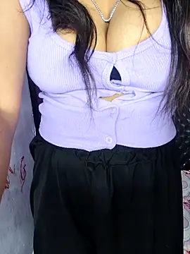 Hey shiviii online show from 11, 4, 2026