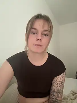 LisaFreierxx online show from 3, 6, 2026