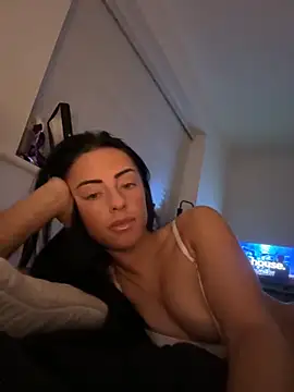 Bethrae25 online show from 4, 12, 2025