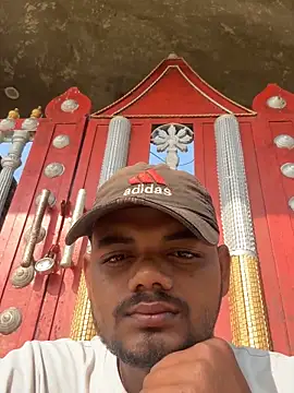 Snapshot of amrita098 chatting on 5, 11, 2025 amrita098 online show from 5, 11, 2025