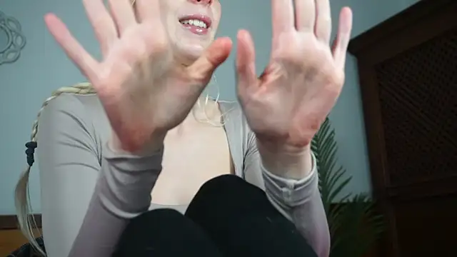 StellaCinderella online show from 6, 2, 2025