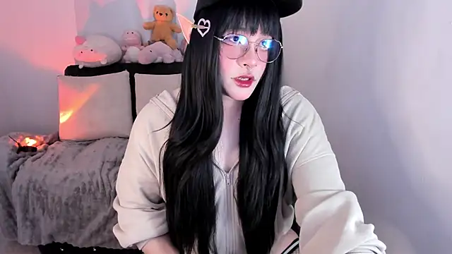 Snapshot of Omorimori chatting on 13, 3, 2026 Omorimori online show from 13, 3, 2026