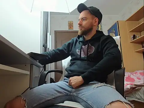 Ryanstone  online show from 17, 11, 2025